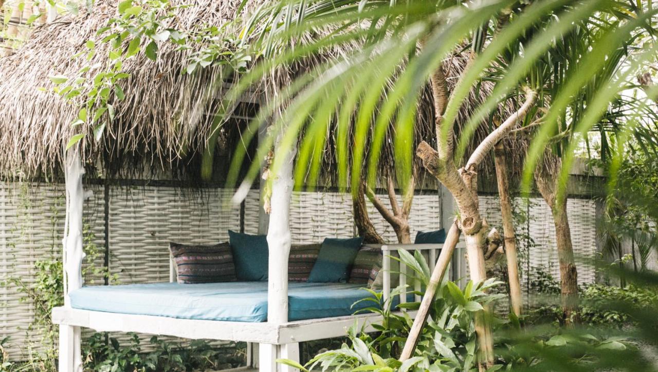 Kosta Hostel Seminyak Esterno foto